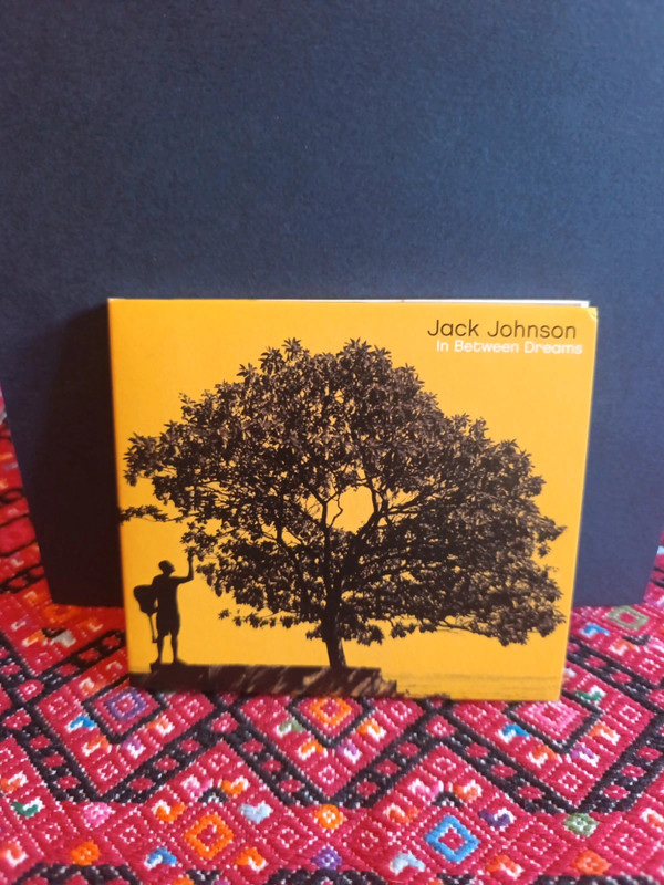 CD. Jack Johnson. In Between Dreams
