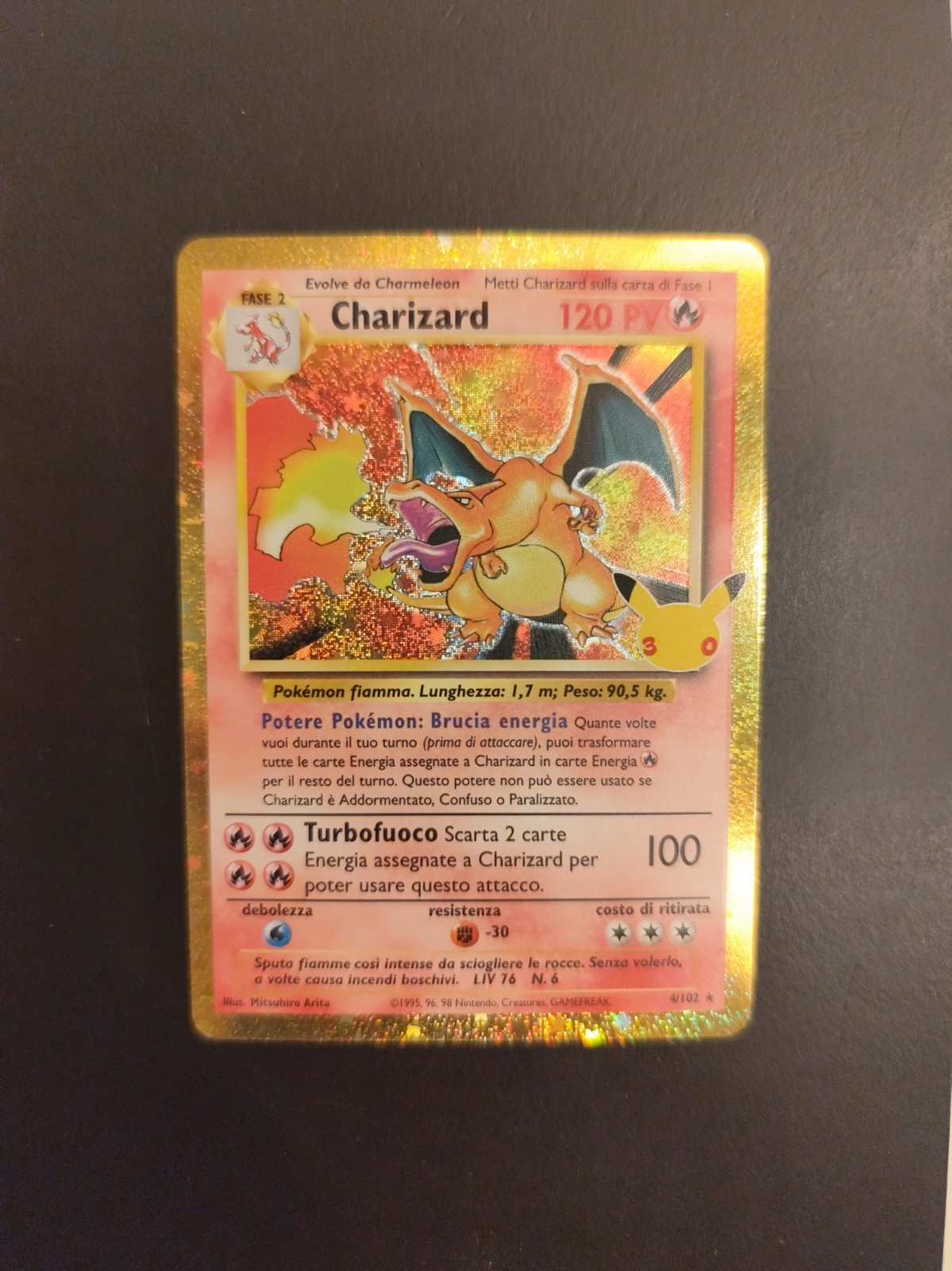Pokémon Charizard 4/102 30° anniversario Classic Collection set base italiana nm