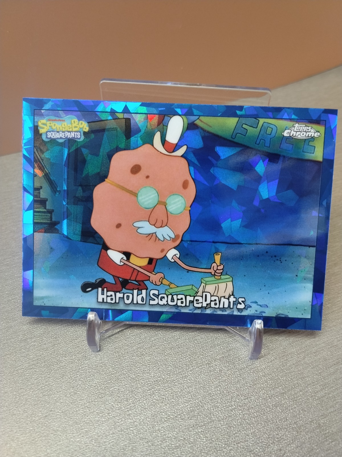 Harold Squarepants 2025 Topps Chrome Sapphire Spongebob Squarepants Base #16
