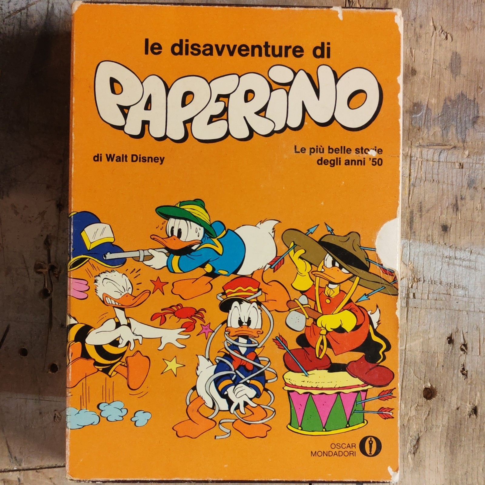 Walt Disney Le disavventure di Paperino Oscar Mondadori 2 volumi anni '50