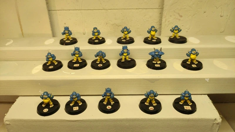 Equipo de 16 Halflings pintados 2ª Edición Blood Bowl de 1988 - Games Workshop
