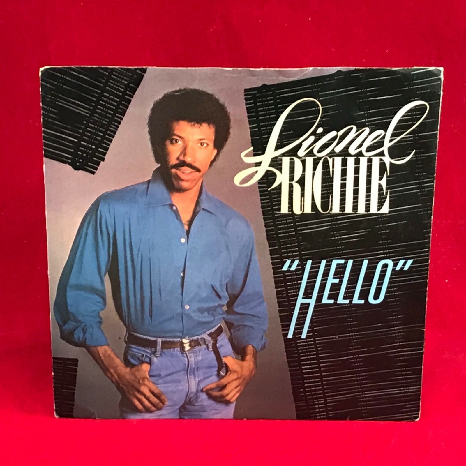 LIONEL RICHIE Hello 1983 UK 7" vinyl Single motown record E