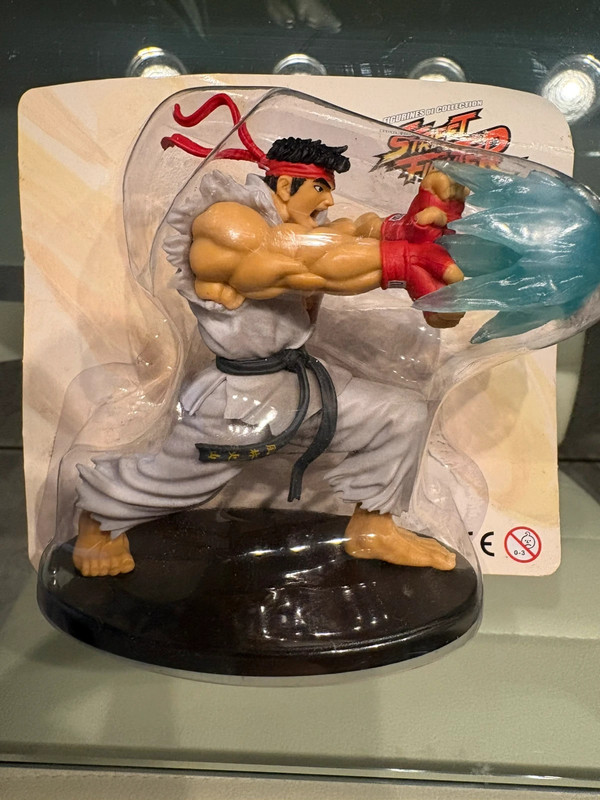 muñeco ryu