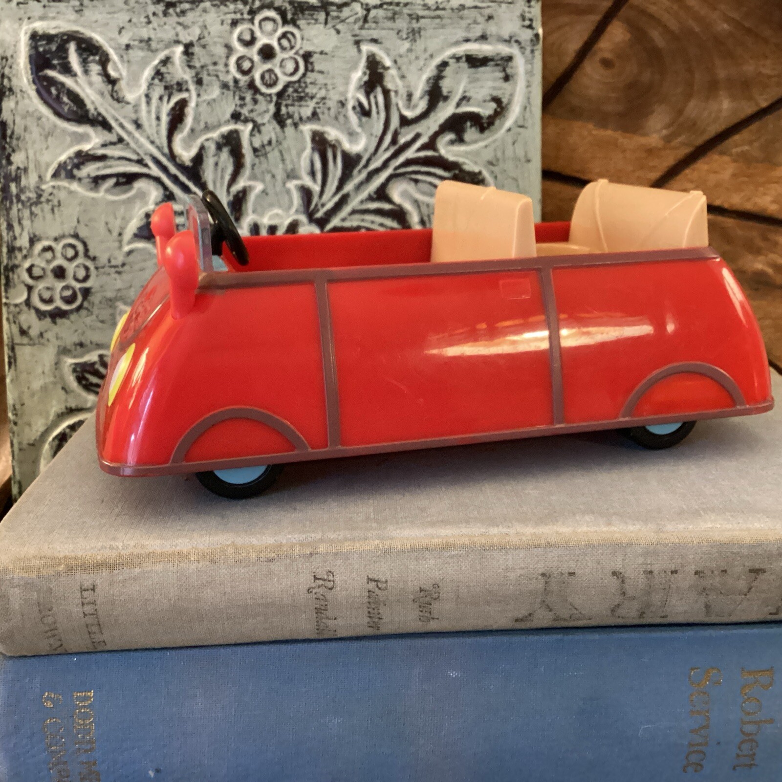 Jazwares Peppa Pig Little Red Car 2003 *SOLO AUTO*