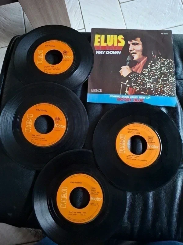 5 vinyles Elvis Presley