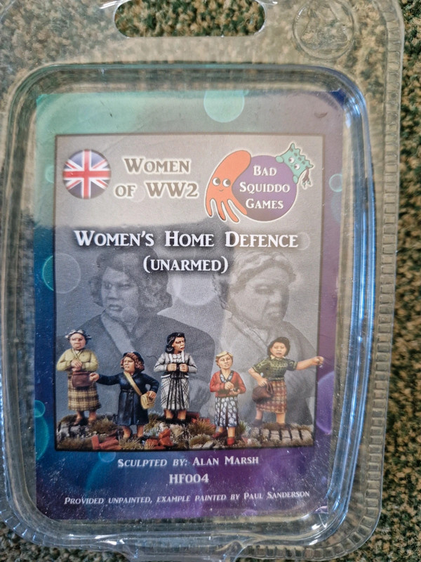 Bad Squiddo Games 28mm white metal HF004 Woman's Home Defence (unarmed) wargaming figurines