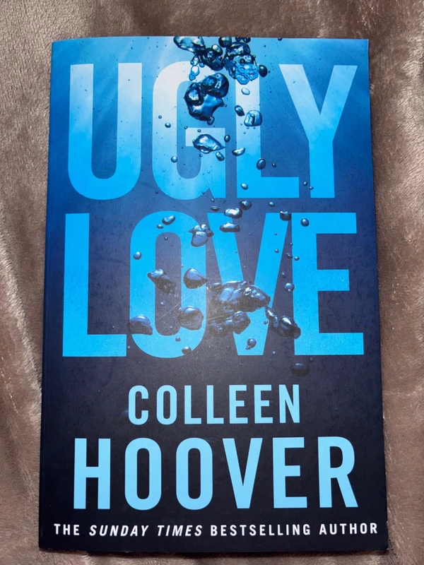 Buch Ugly Love