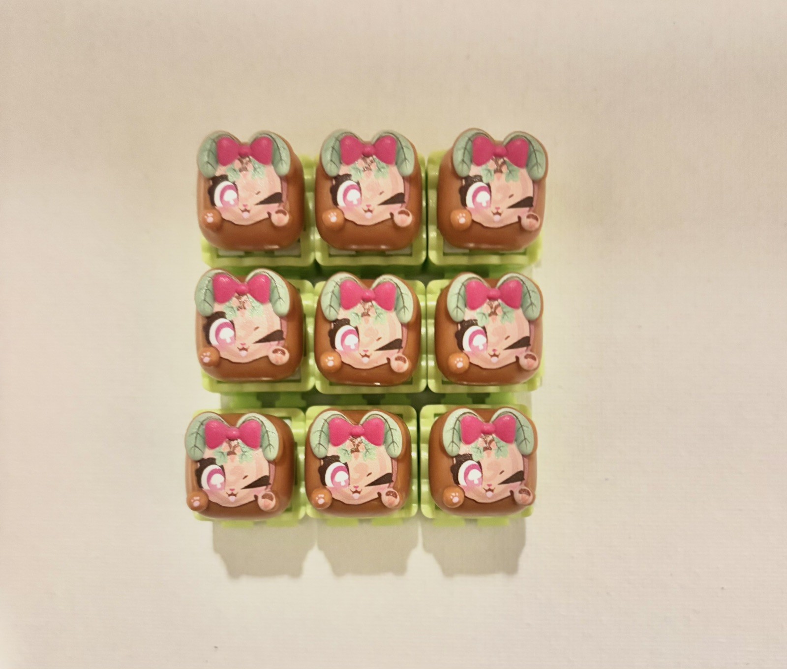 Clickeez Series 3 acorn. 3 1 Piece