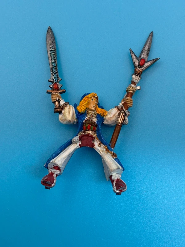 Warhammer High Elf Mage