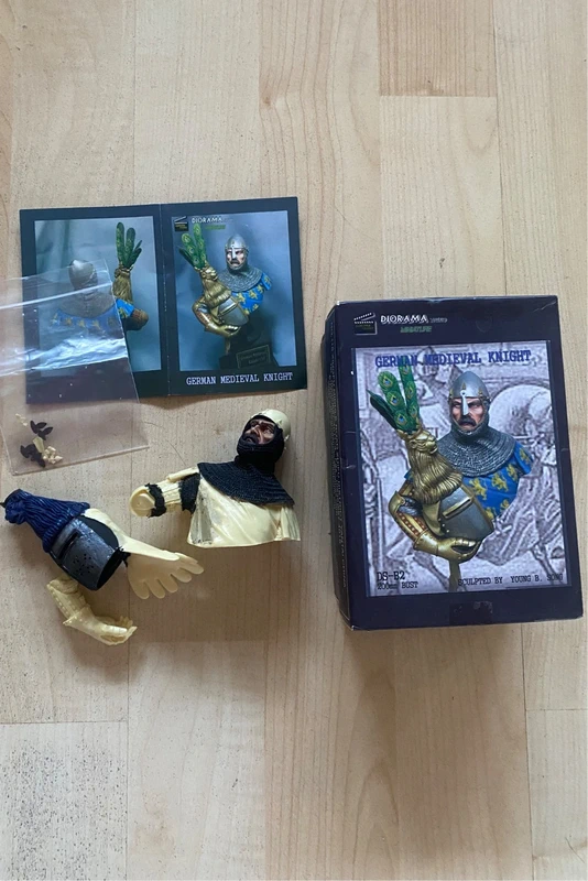 Busto Resina  Cavaliere Medievale Tedesco 1345 - 200mm (1/9) (DS-B006) Diorama Studio Miniature kit