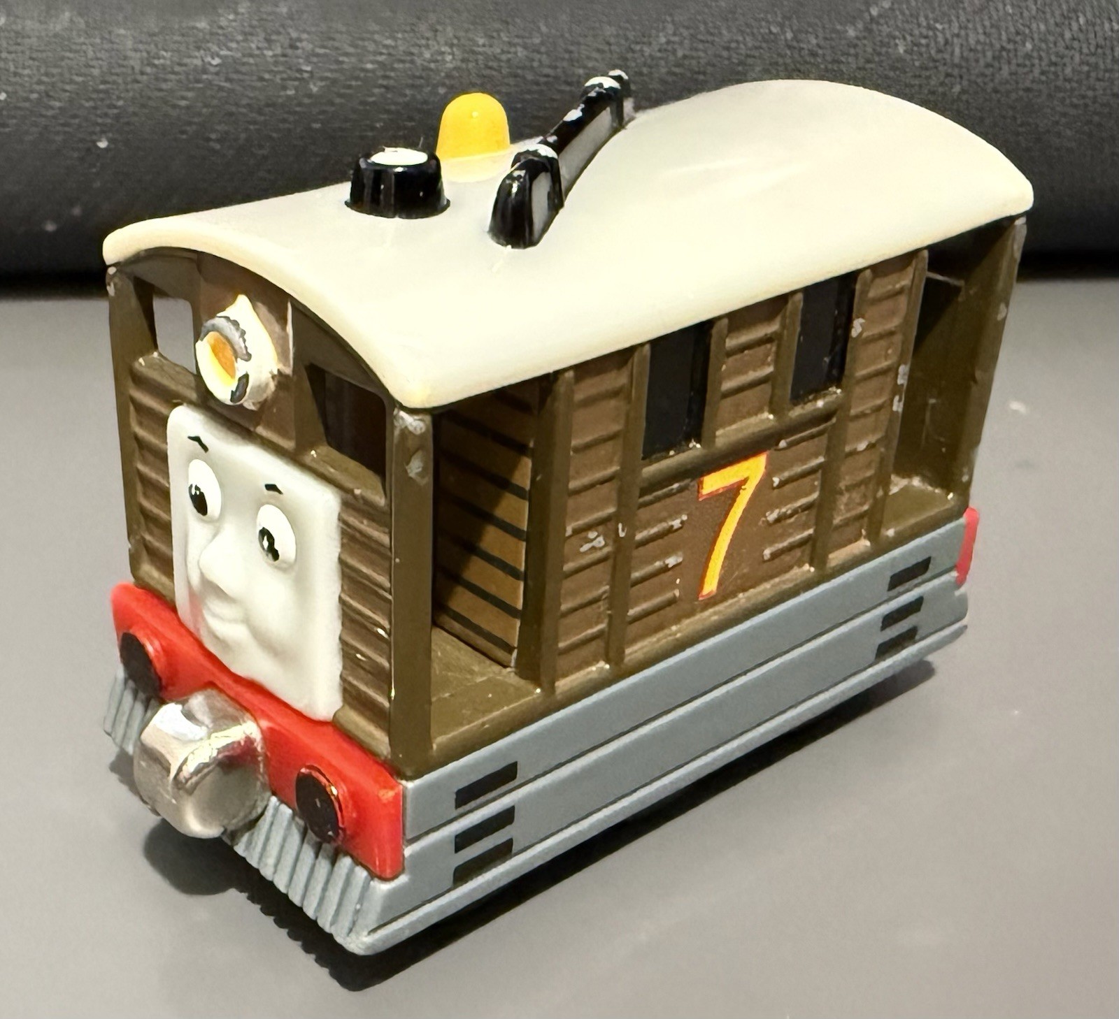 2002 Thomas & Friends Toby #7 Diecast Train Take Along Learning Curve