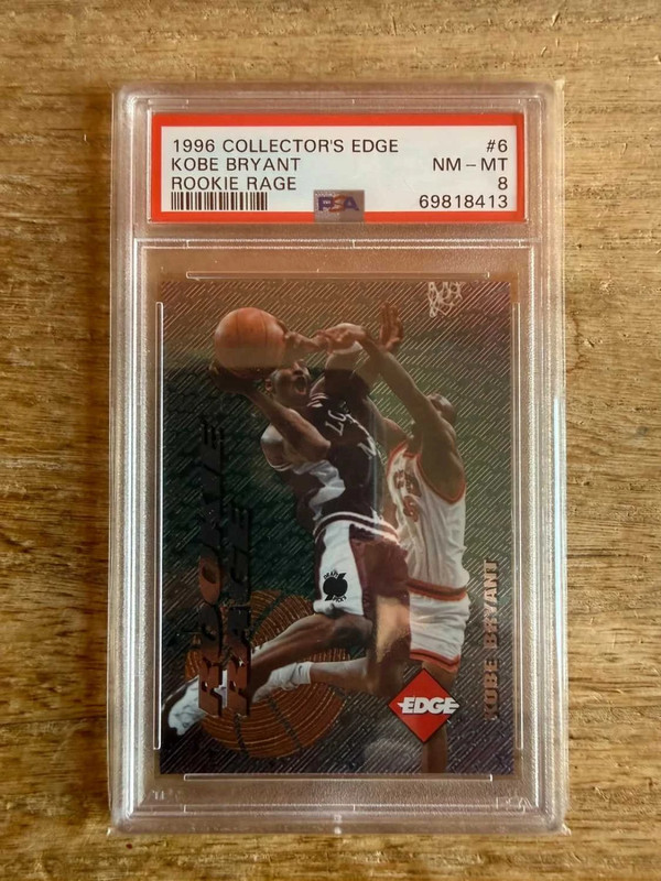 Carte de Basketball NBA de Kobe Bryant Rookie Rage 1996 Collectors Edge #6 PSA 8