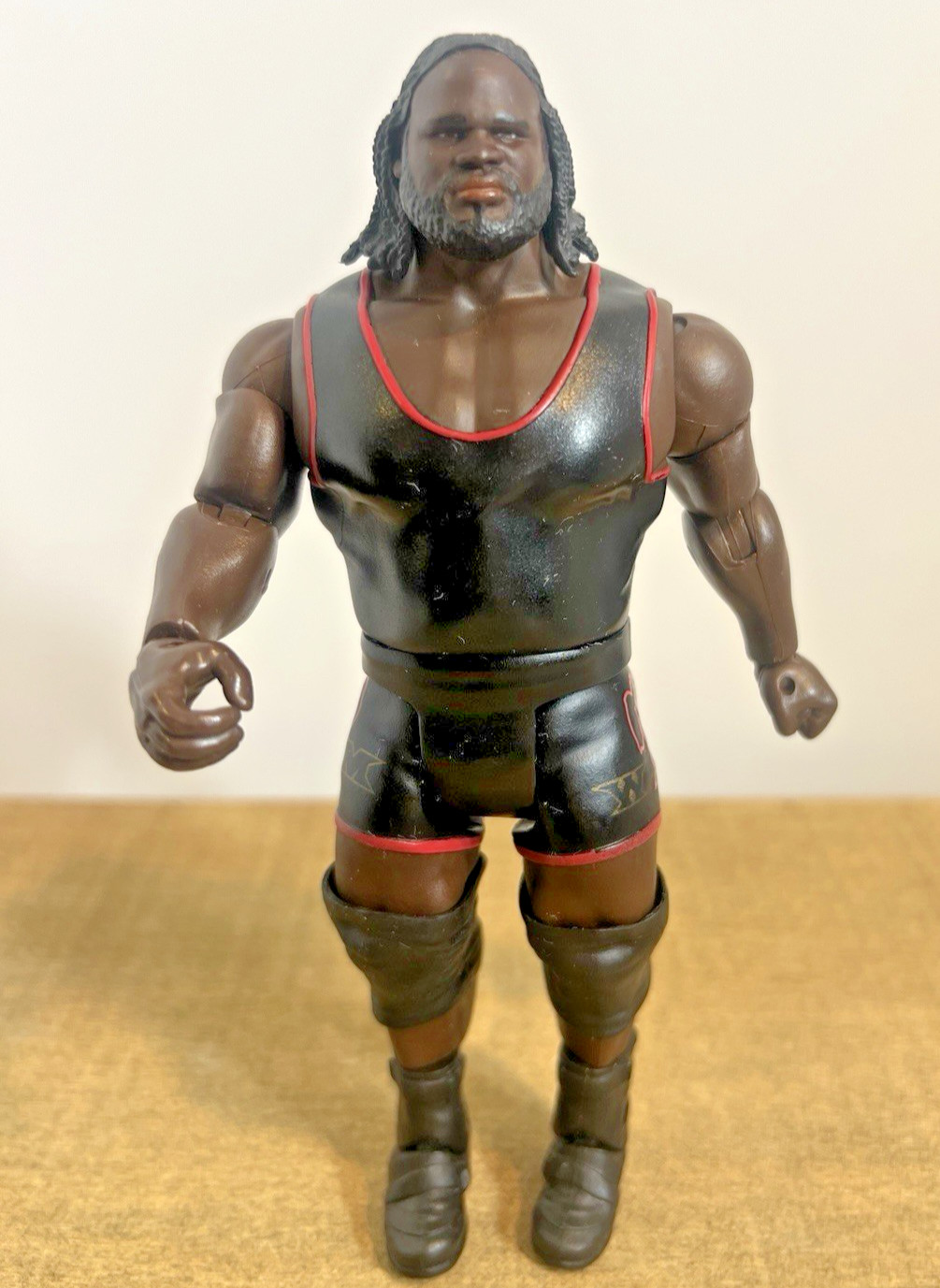WWE Mattel Mark Henry Basic 2010 Elephant Attire Hall of Pain Wrestling Figura