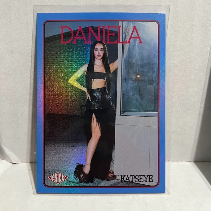 2026 ESCO KATSEYE Wild Trading Card Photocard #39 Daniela /500 Holo Foil Blu