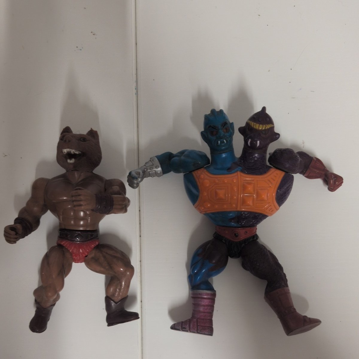 Vintage Galaxy Fighters Warriors 1985 ANUBI Wolf knock off & 1984 two bad figure