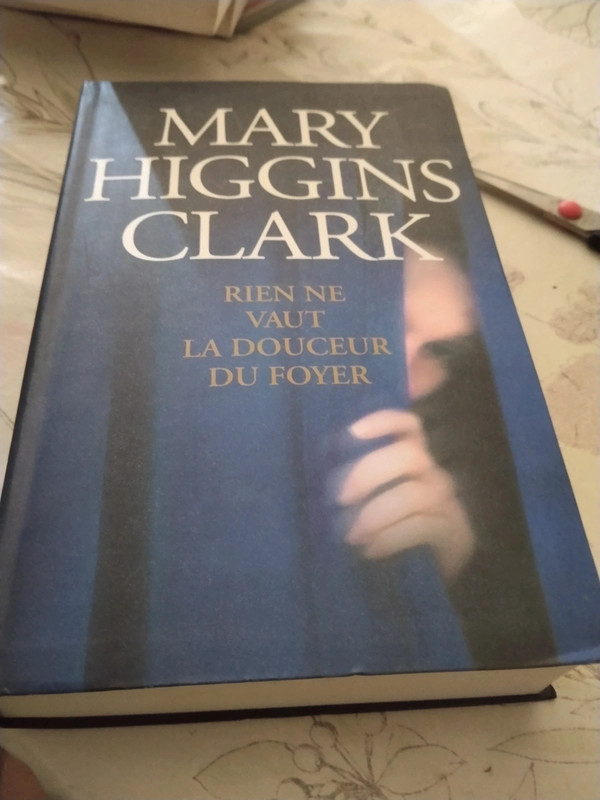 Roman Mary Higgins Clark