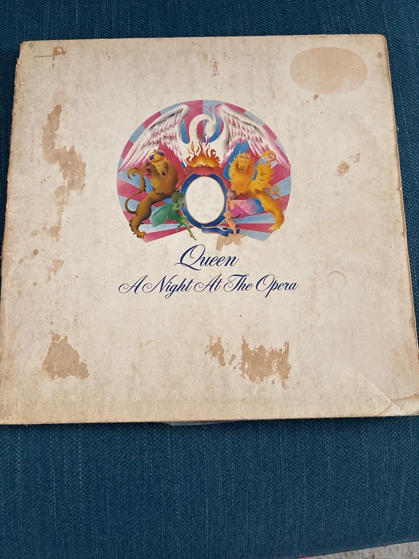 Queen a night at the opera
