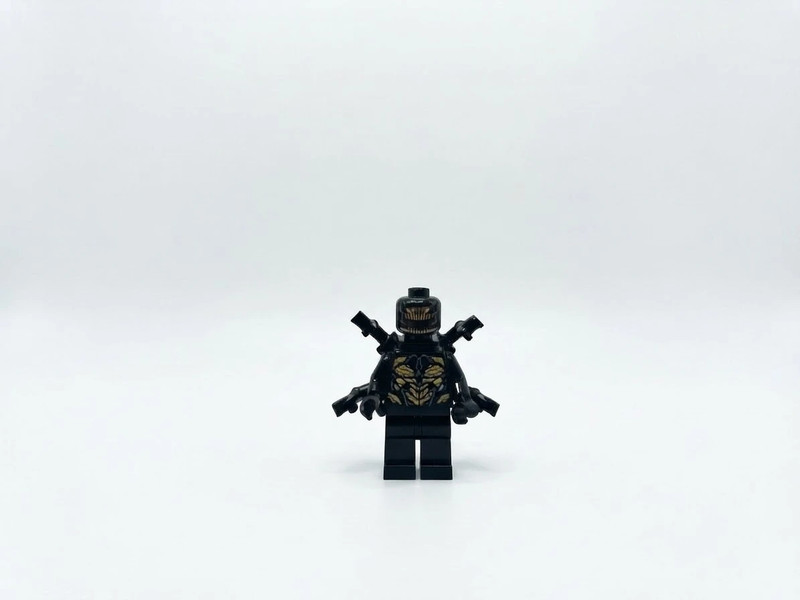 LEGO Marvel Outrider | Minifigura completa