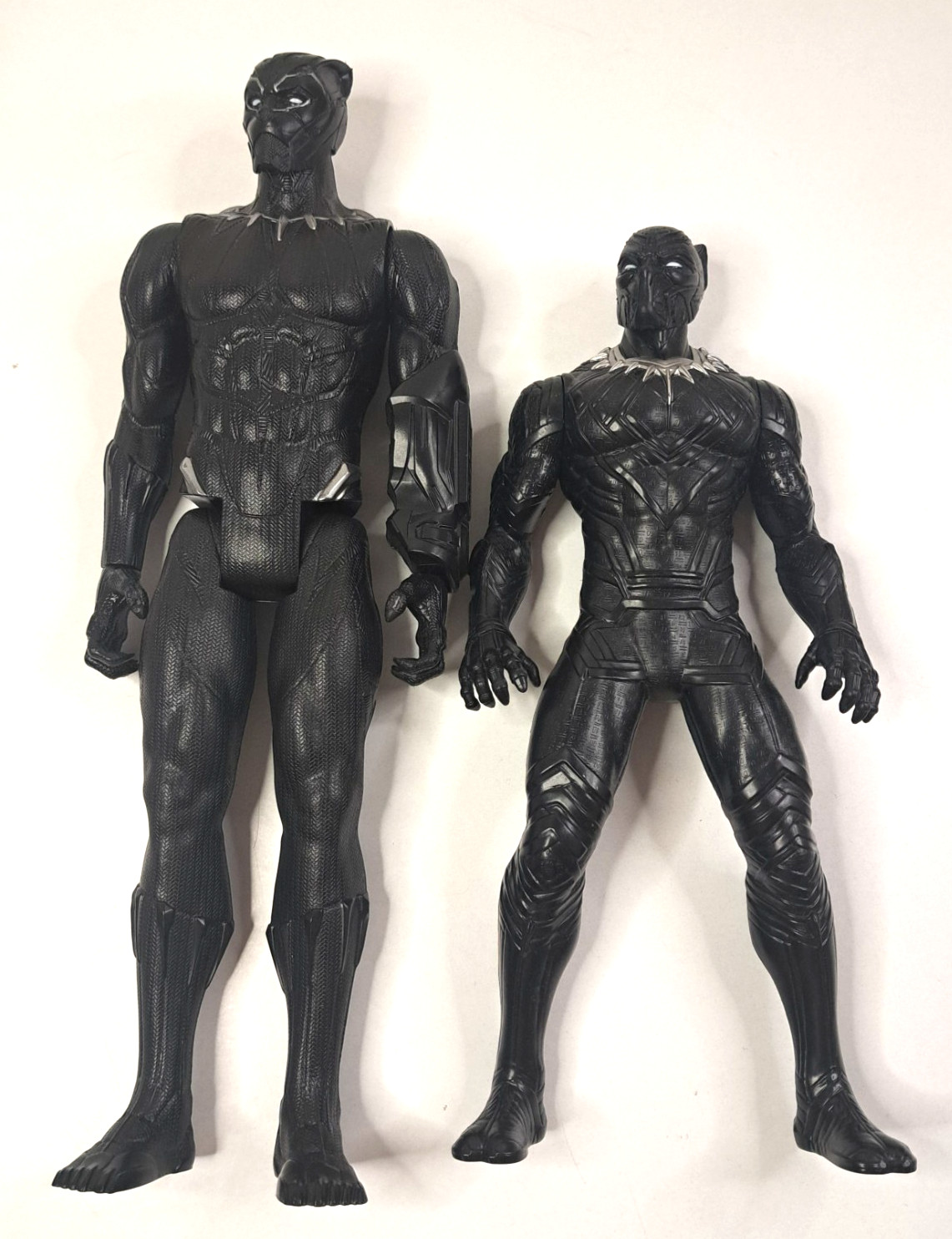 2 bambole action figure Pantera Nera 10"/12" Marvel Comics