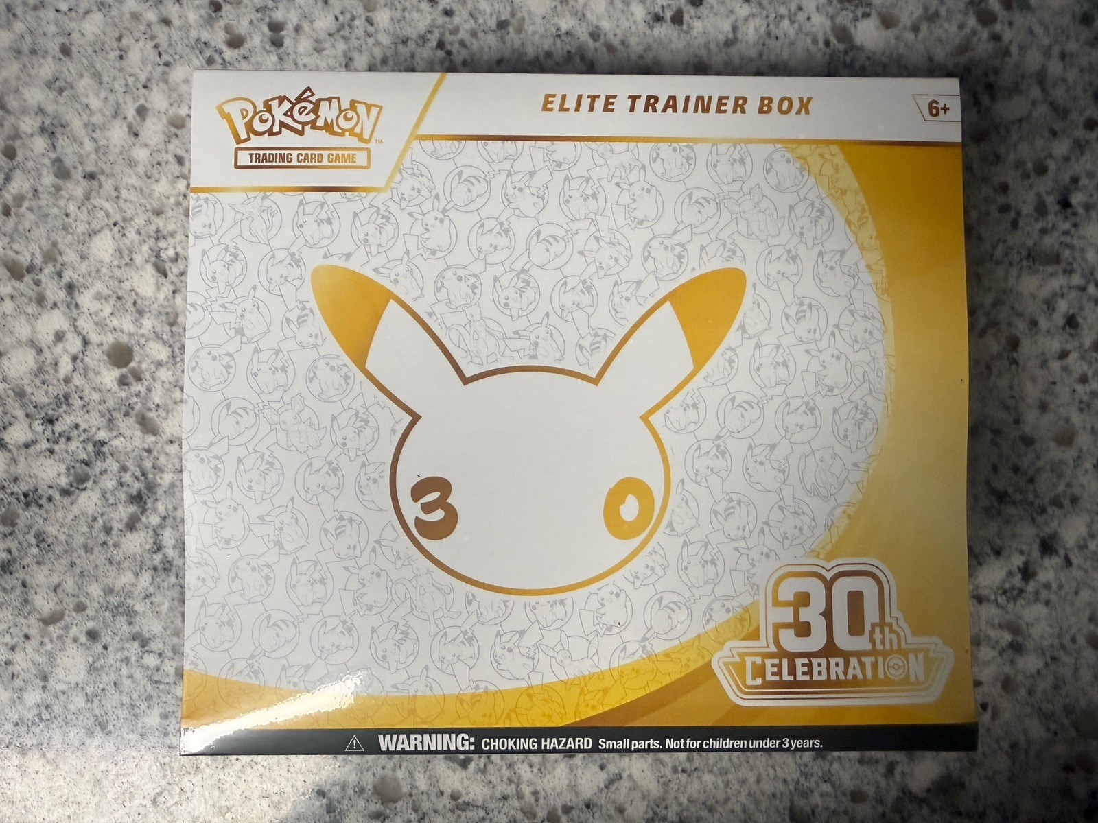 Pokémon 30th Anniversary Celebration Elite Trainer Box ETB Brand New Sealed