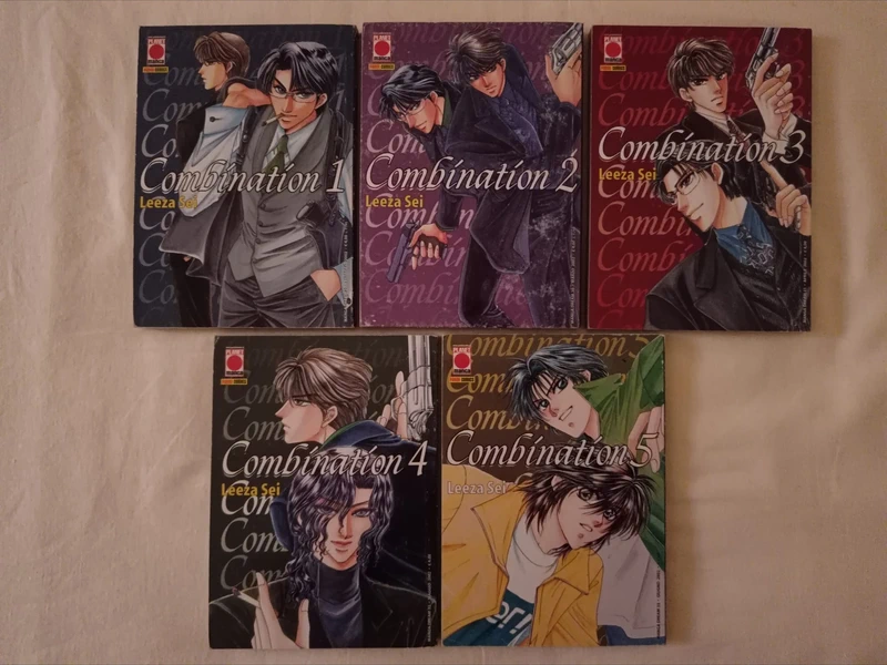 Manga "Combination" [VOL. 1-5, Serie Completa] di Leeza Sei