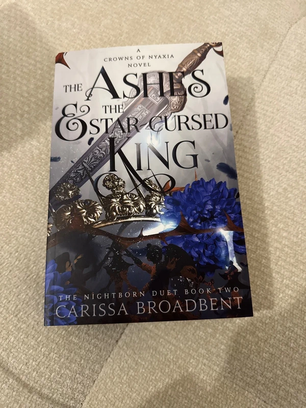 Buch - The Ashes the estar cursed King
