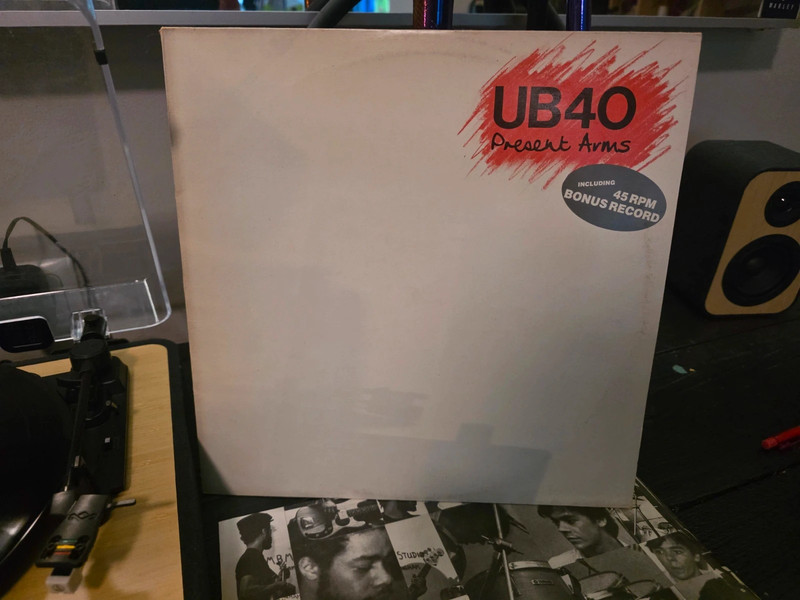 U002 UB40 Present Arms LP (1981)