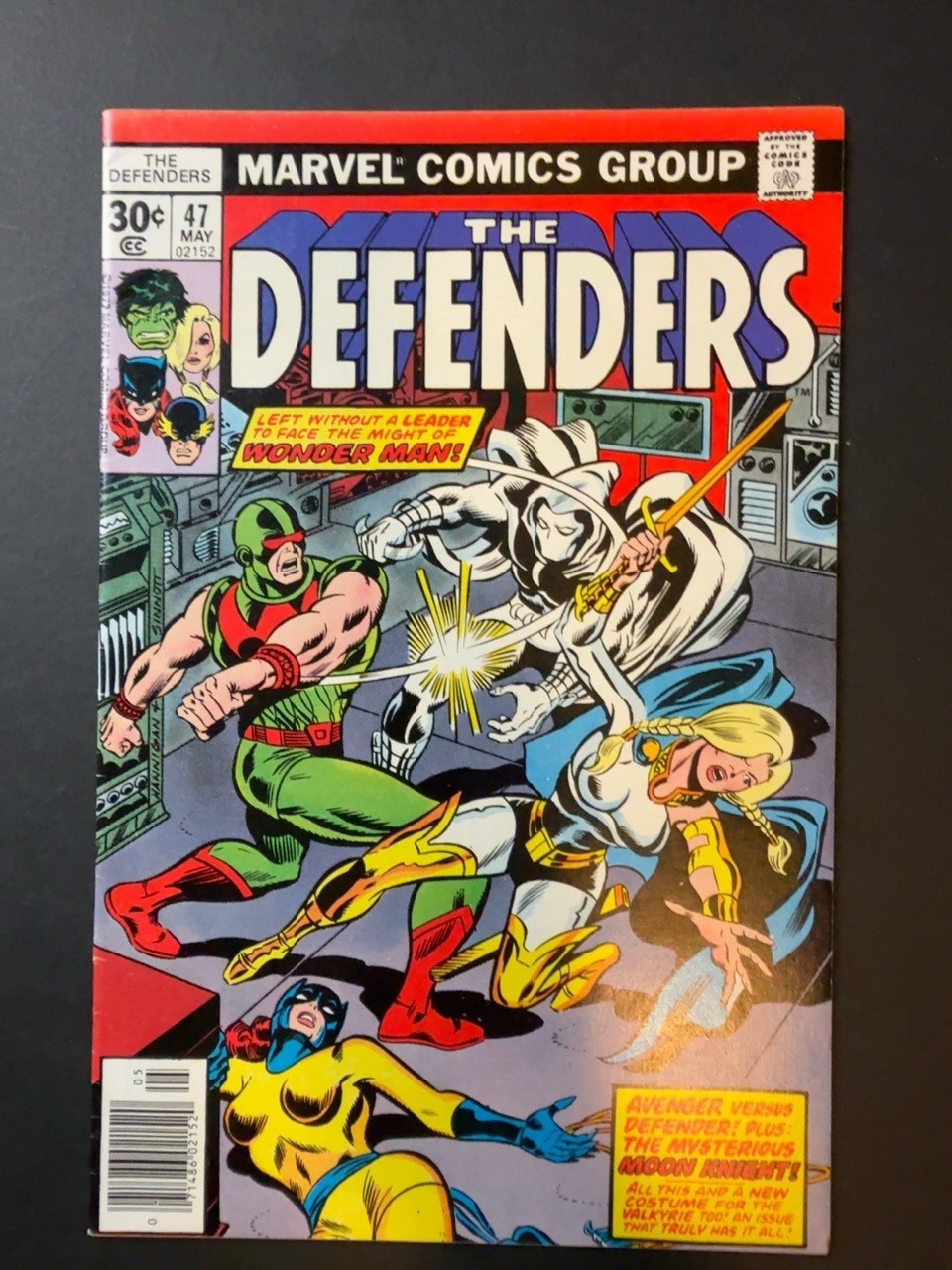 Defenders #47 1977 Marvel Edicola Ed Hannigan David Kraft Joe Sinnott 7.5