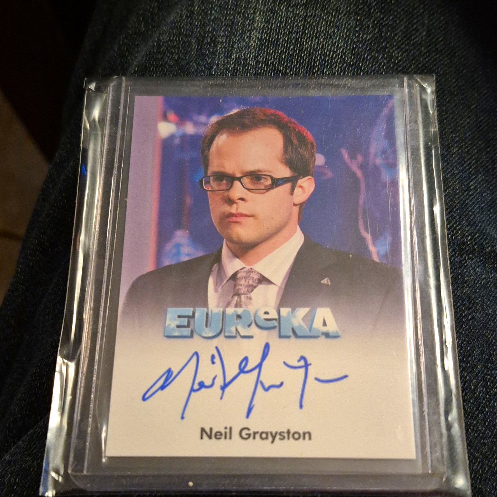 Scheda autografa Rittenhouse Eureka stagioni una e due A13 Neil Grayston Fargo