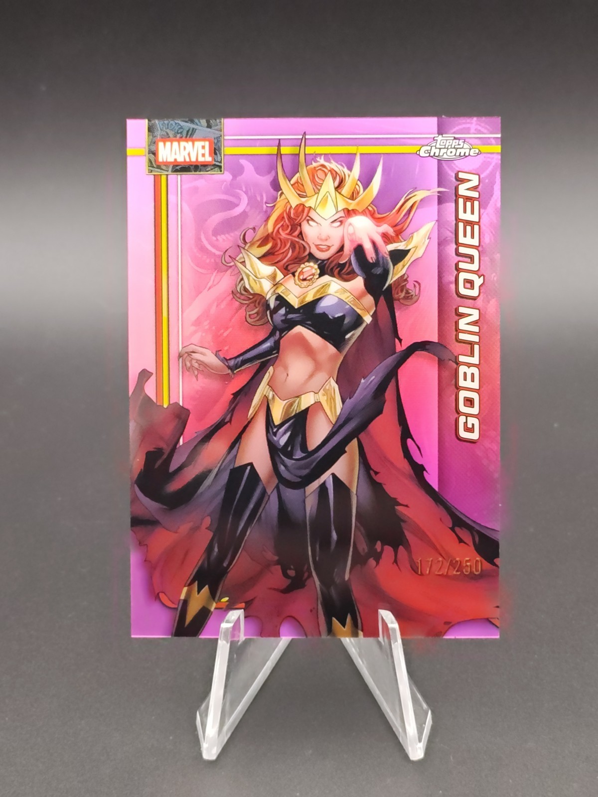 2026 Topps Chrome Marvel - Goblin Queen rifrattore rosa /250