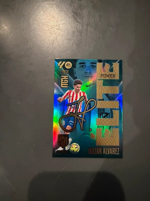 Carta Julián Álvarez  Élite firmada MGK26-27
