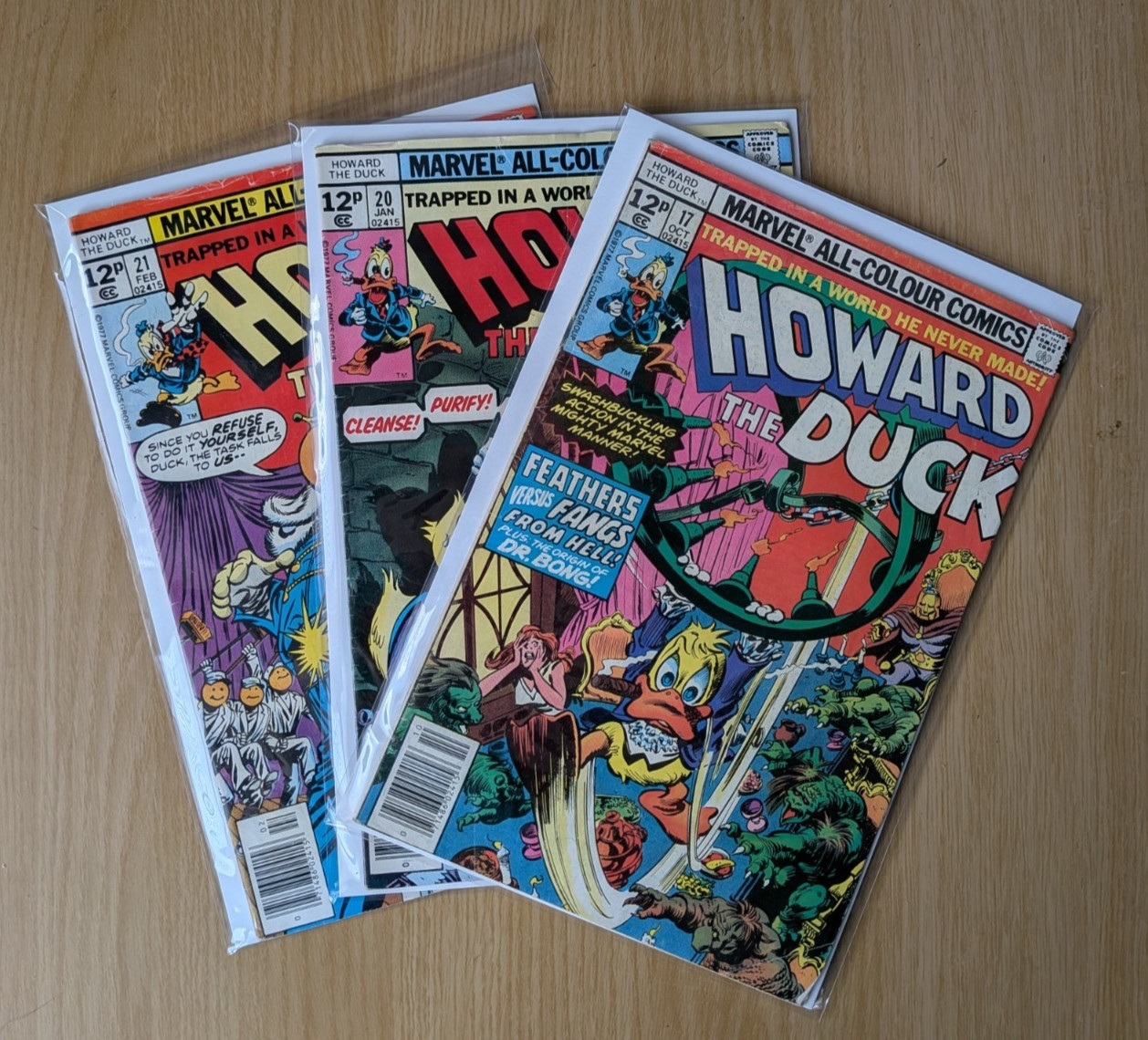 4 x Marvel Comics Howard the Duck Bundle  17  20  21  Lot