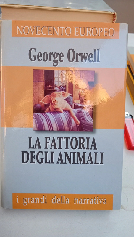 Libro La fattoria degli animali di George Orwell