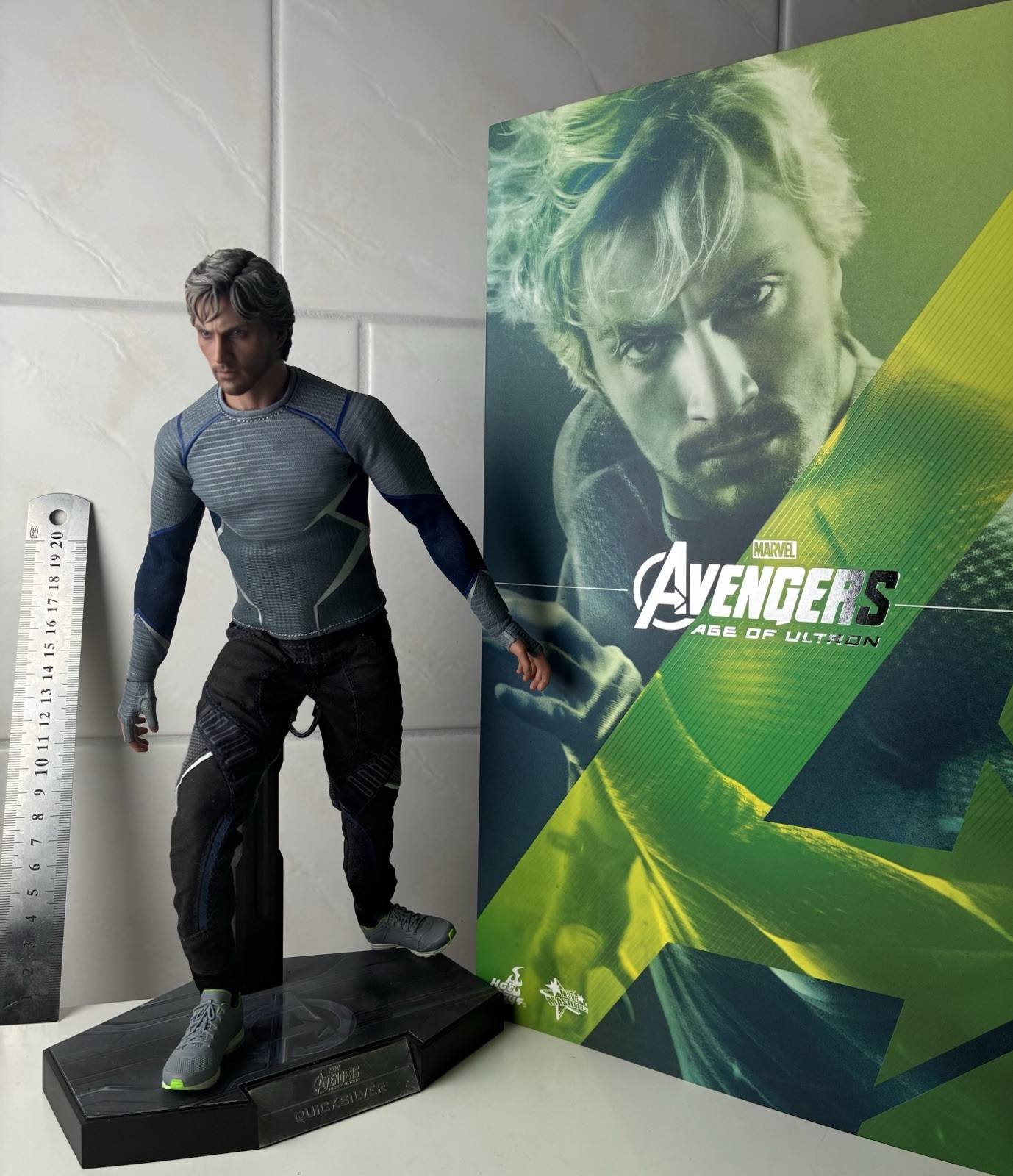 Hot Toys MMS302 - Marvel - Quicksilver Avengers 2 - Age of Ultron