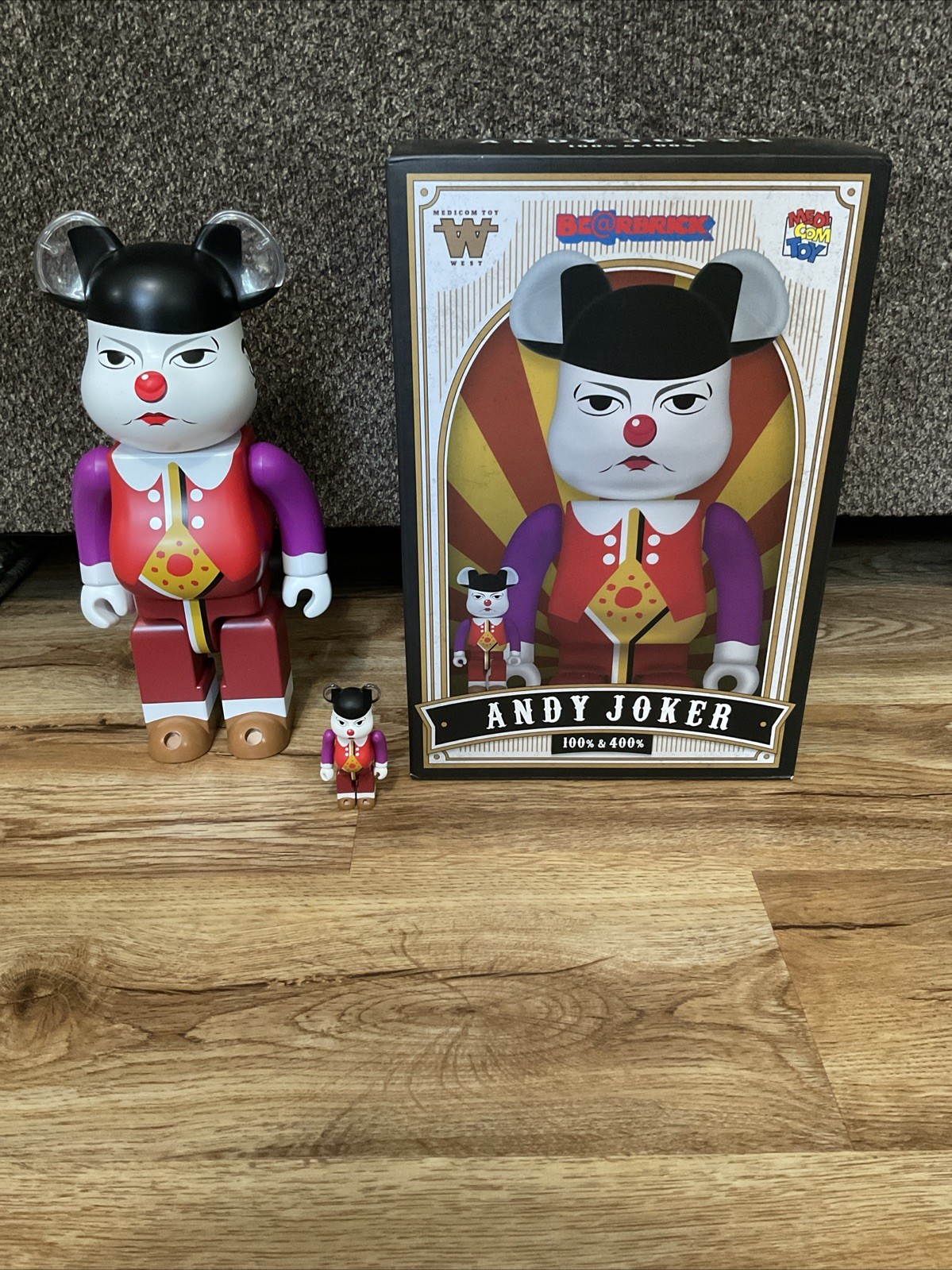 Medicom giocattolo Andy Joker 100% e 400% Bearbrick venditore USA