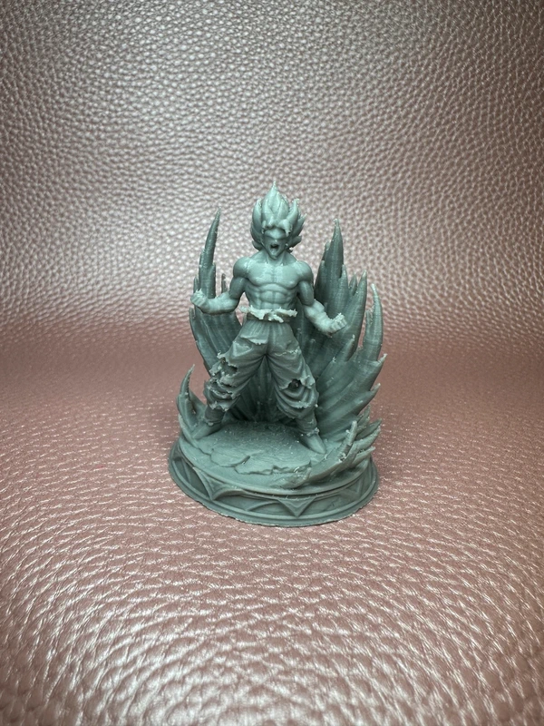 Miniatura “Goku”