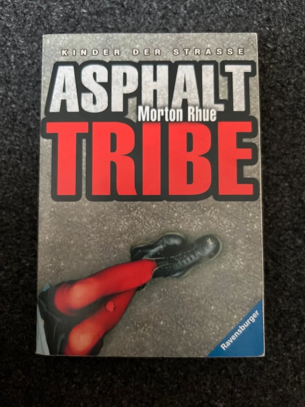 Asphalt Tribe - Morton Rhue (Ravensburger)