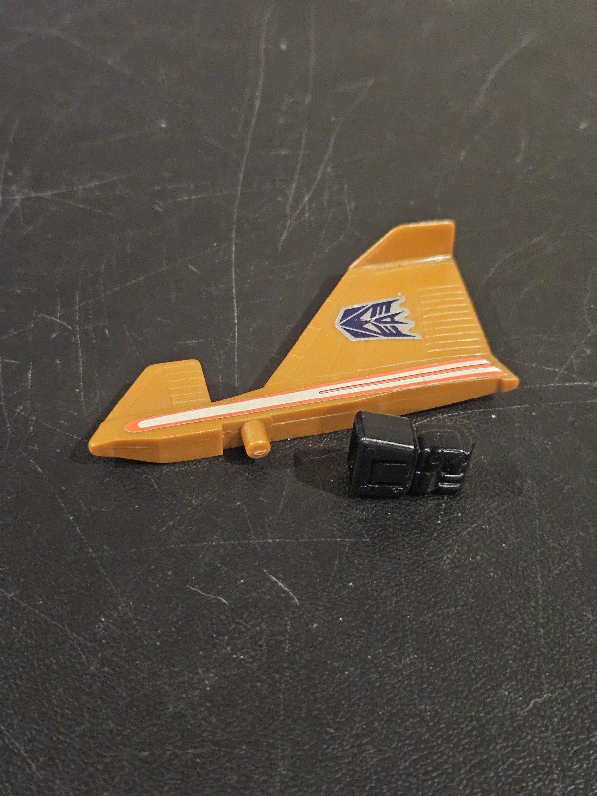 Lotto ricambi vintage Transformers G1 Decepticon Jet Dirge 1985 pugno sinistro ala destra