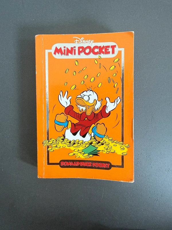 Mini pocket Donald Duck