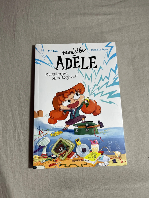Livre « Mortelle ADÈLE »