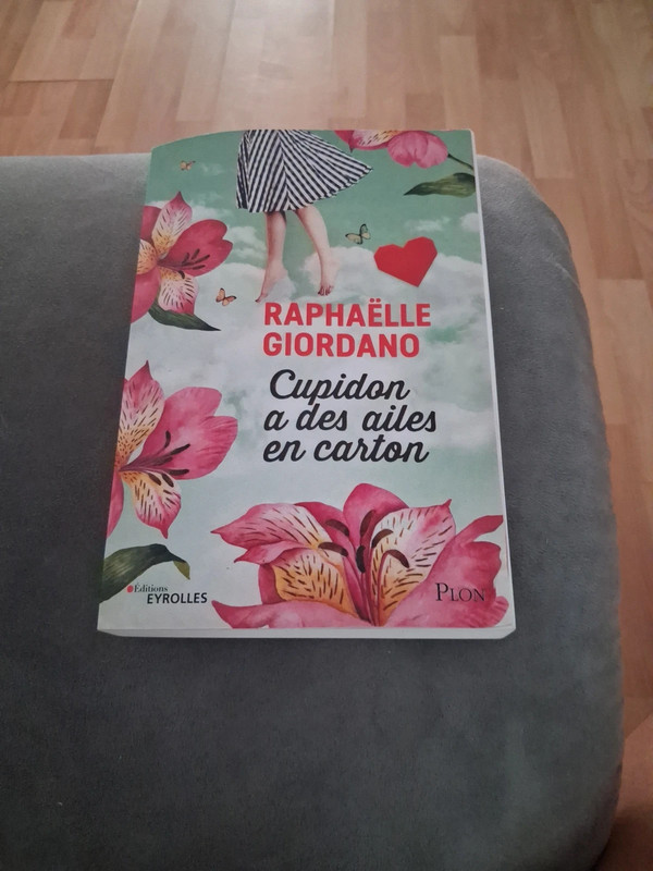 Cupidon a des ailes en carton