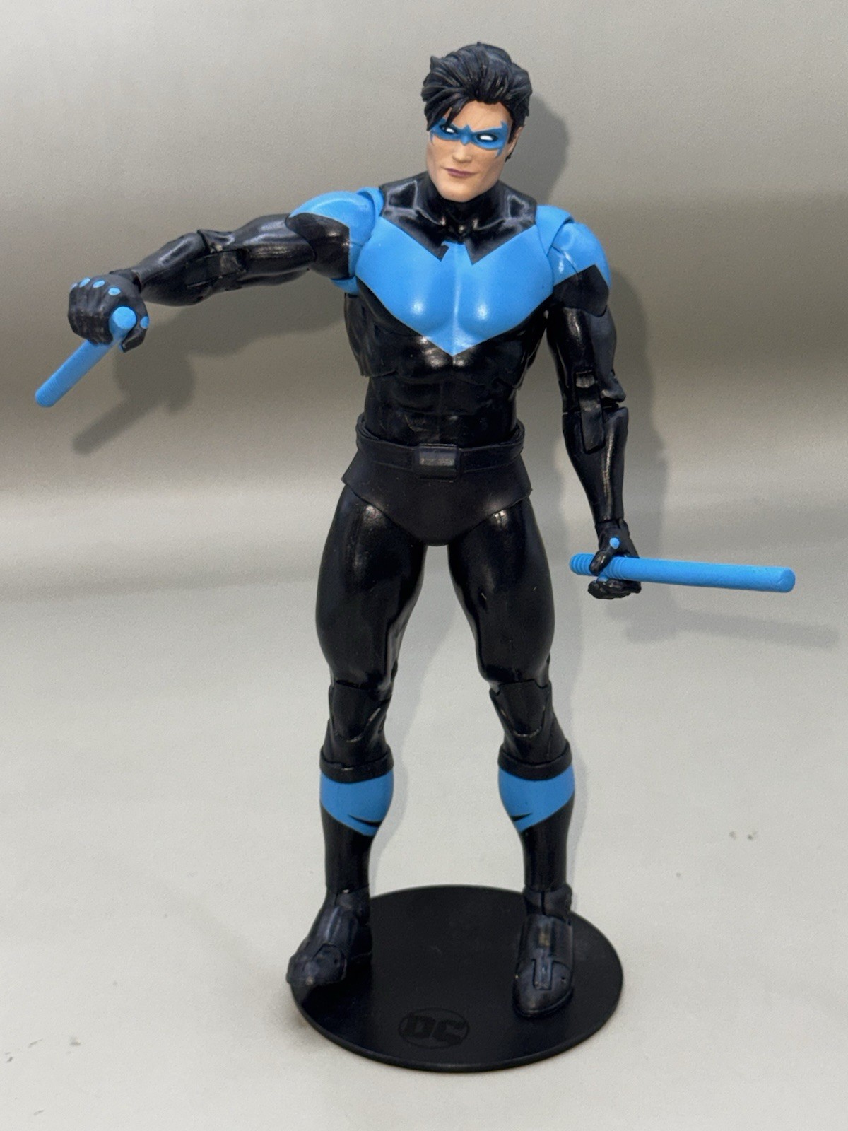 DC Direct Page Punchers Wave 14 Nightwing #81 7-Inch Scale Action Figure
