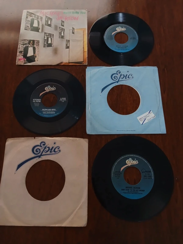 Lotto vinili Michael Jackson e the Jackson 45 giri in ottime condizioni