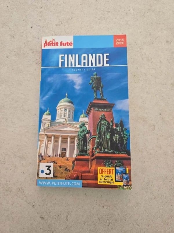 📚 La Finlande - Le Petit Futé 2019 + offre numérique – Guide de voyage – Bon état