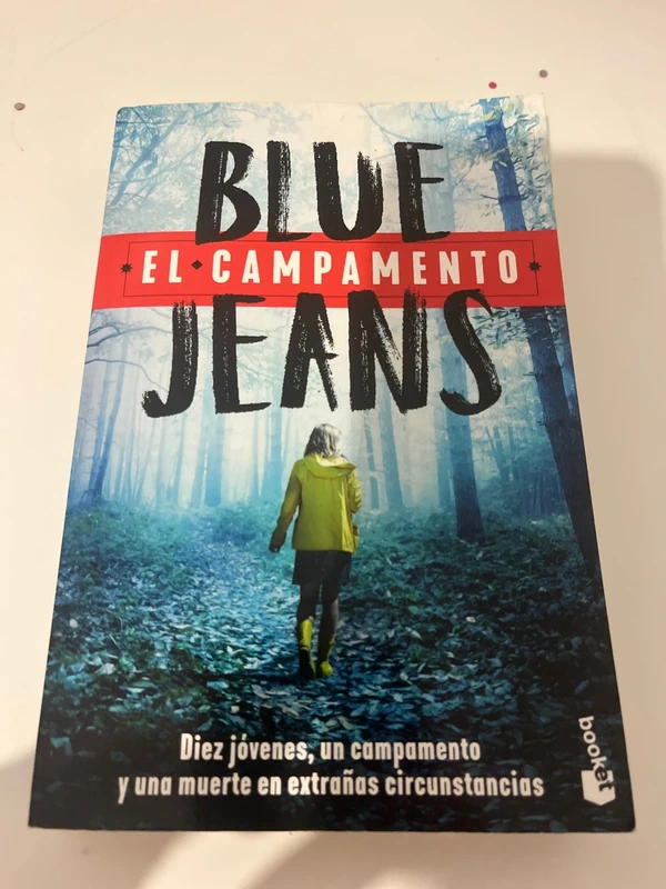 libro “blue jeans, el campamento”