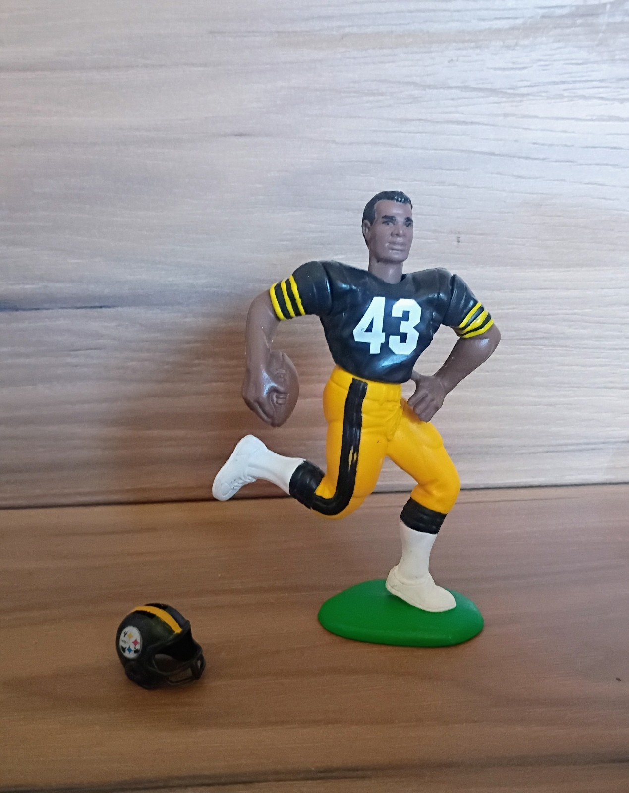 Figurina aperta Earnest Jackson Pittsburgh Steelers Kenner Starting Lineup NFL 1988
