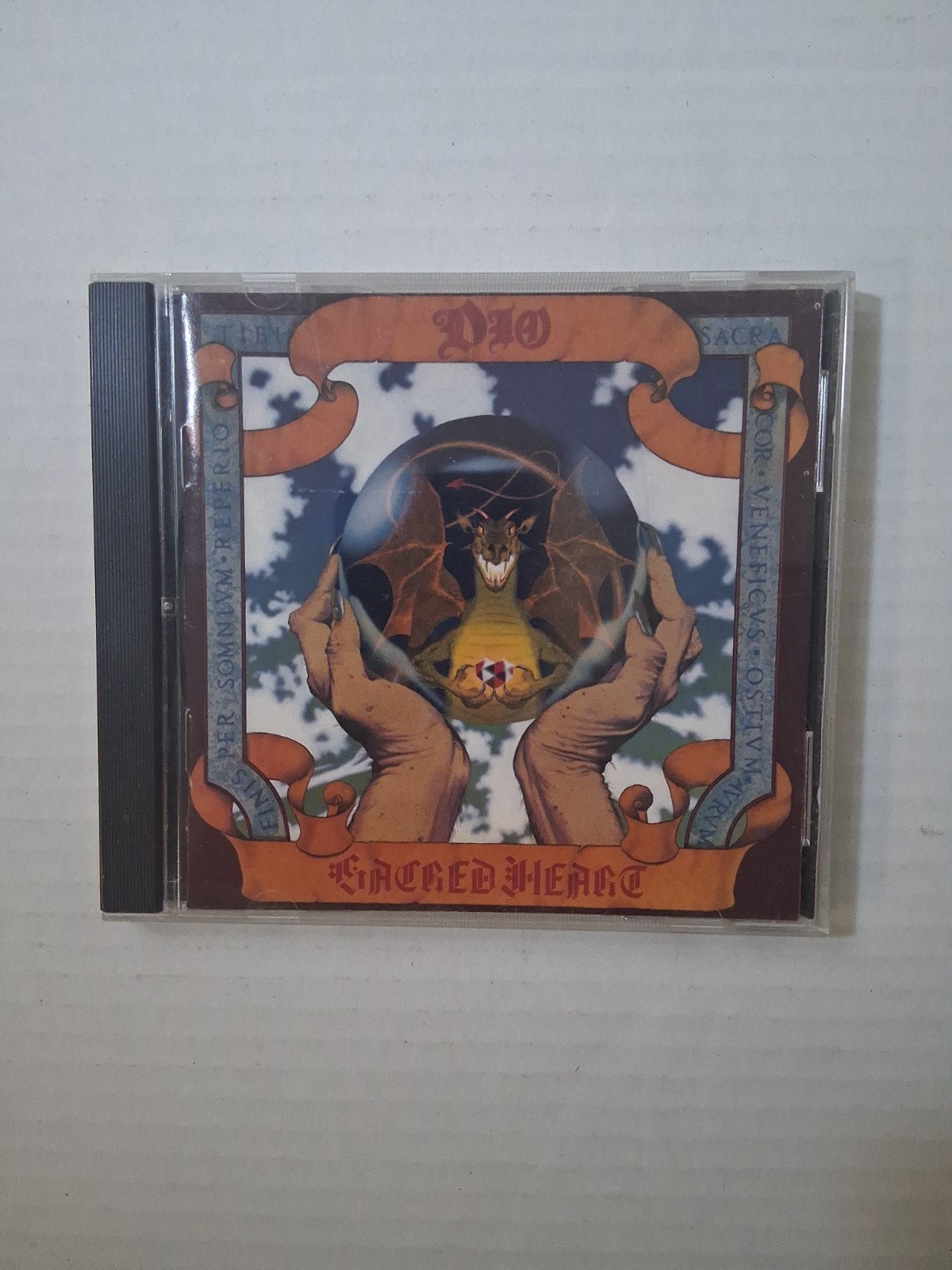 CD Compact Disc Dio Sacred Heart VG