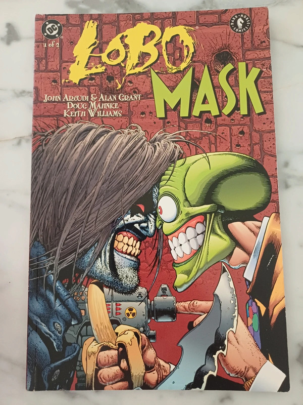 Lobo mask DC Comics Dark Horse Comics  1997 #1 of 2