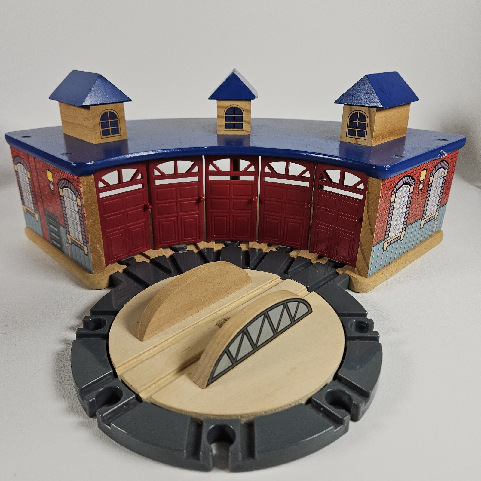 Imaginarium Wooden Train Roundhouse 5 Stall Engine Shed with Turntable