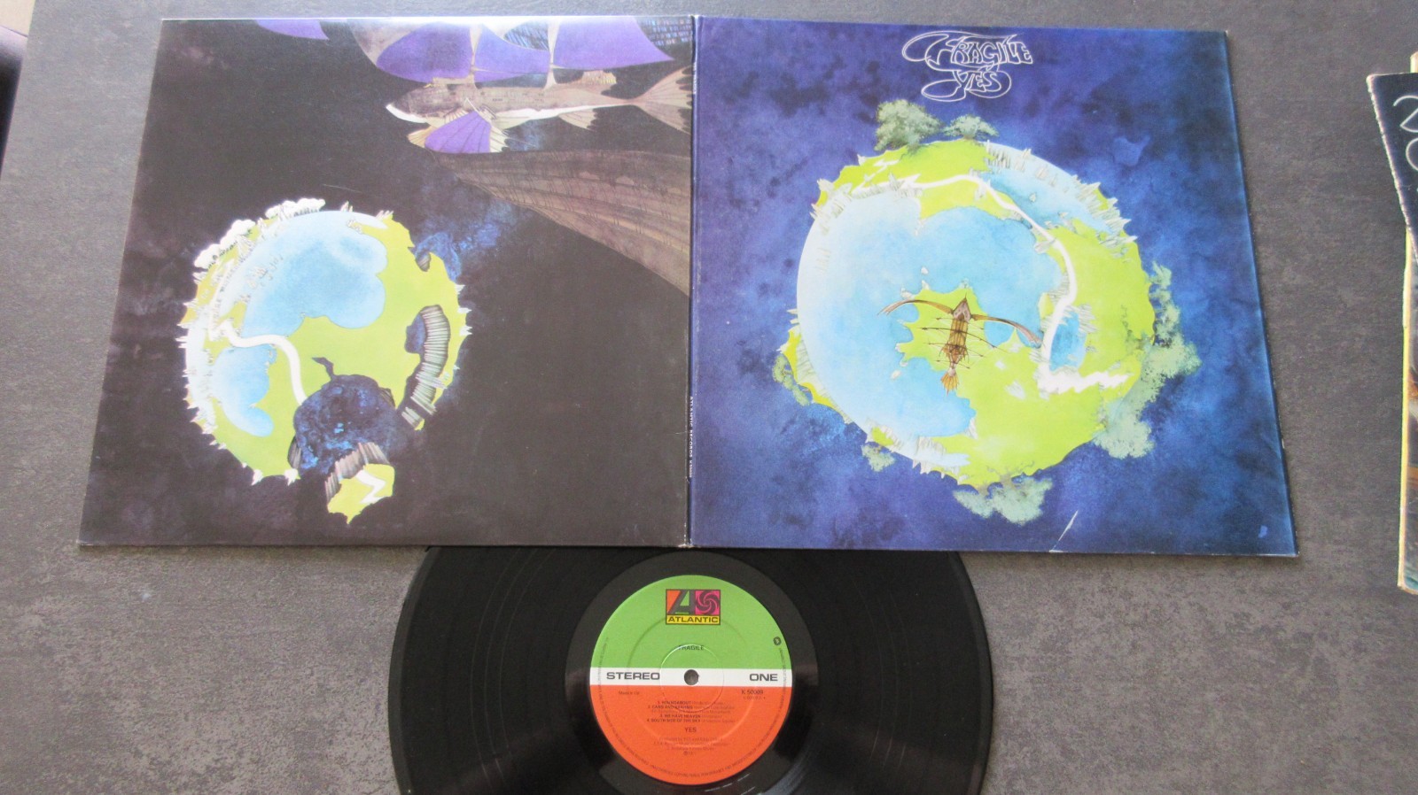 Yes Fragile LP 1979 **NEAR MINT/MINT*GF*BOOKLET*
